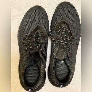 adidas AlphaBounce Women’s Sneakers Black- Size 8 1/2